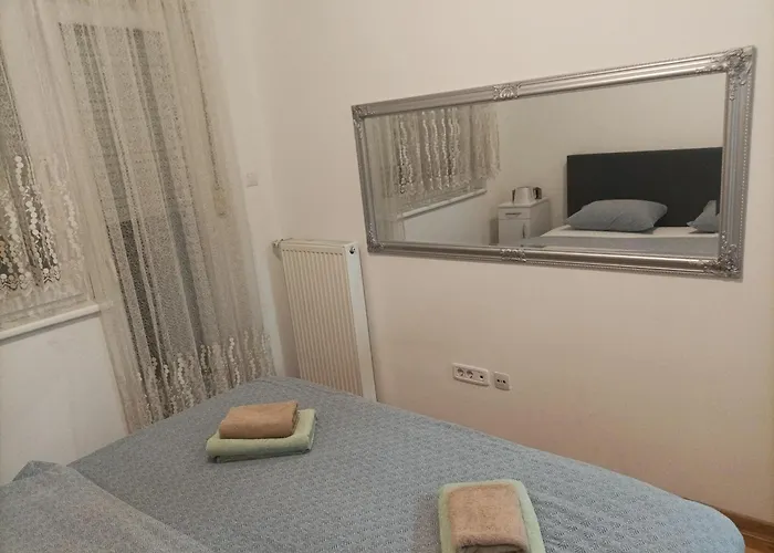 Apartman S Parkingom *