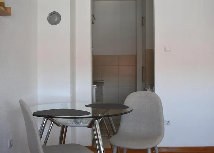 Apartman S Parkingom